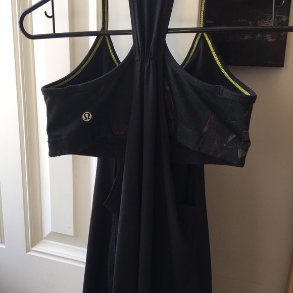 Lululemon built in bra tank top - Picture 3 of 4